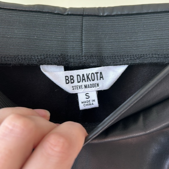 BB Dakota By Steve Madden- On the Wide Side Leather Pants - Picture 4 of 9